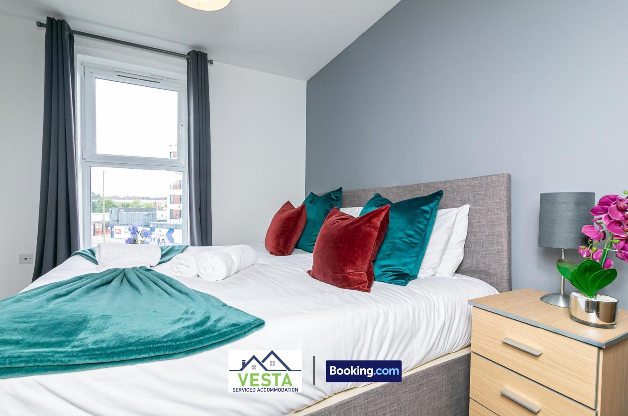 Two Bedrooms Apartment By Vesta Serviced Accommodation & Short Lets Hatfield With Free Wifi Exterior foto