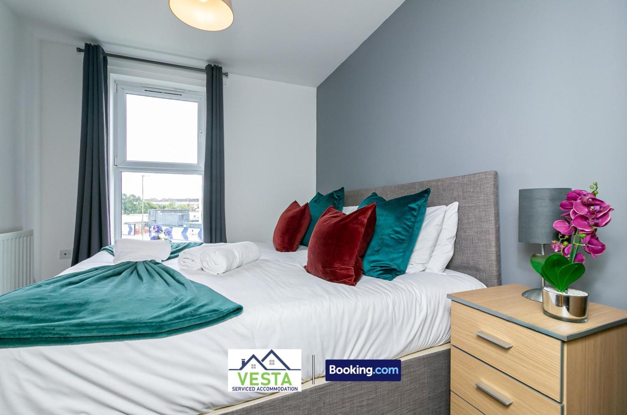 Two Bedrooms Apartment By Vesta Serviced Accommodation & Short Lets Hatfield With Free Wifi Exterior foto